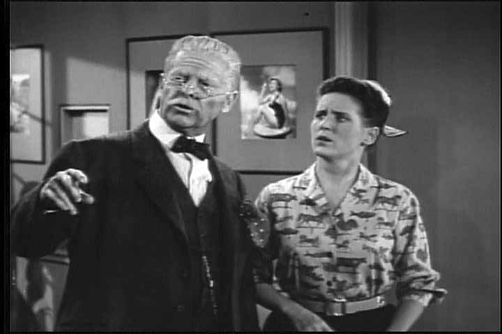 BOB CUMMINGS AS JOSH COLLINS, ANN B. DAVIS AS CHARMAINE 'SCHULTZY' SCHULTZ