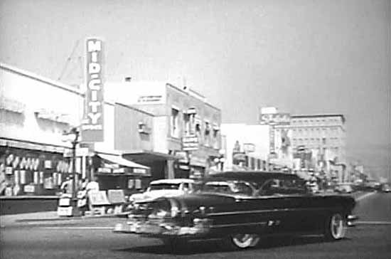 DOWNTOWN SCENE FROM THIS EPISODE, OZZIE'S DOUBLE